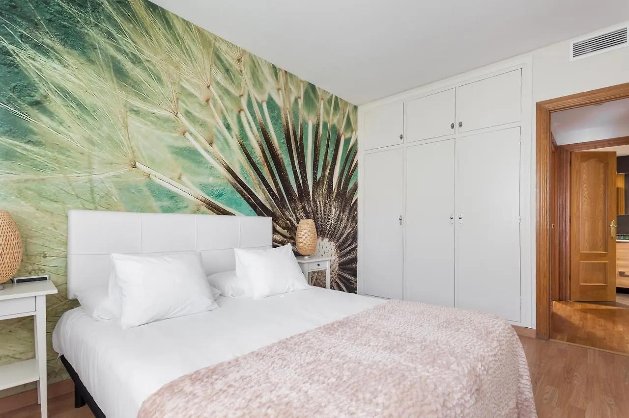 Art House Fira Apartments 0*, Barcelona