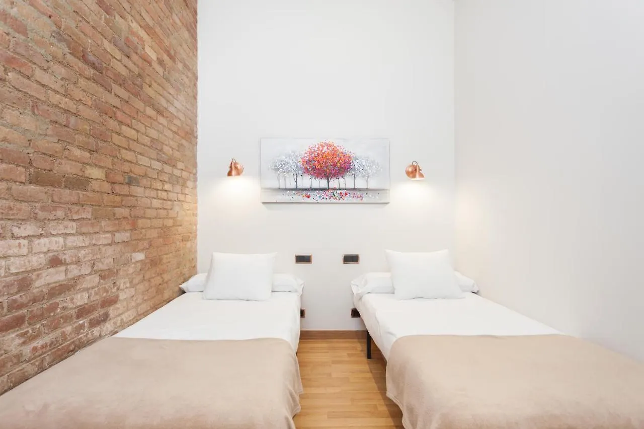 Art House Fira Apartments Spain
