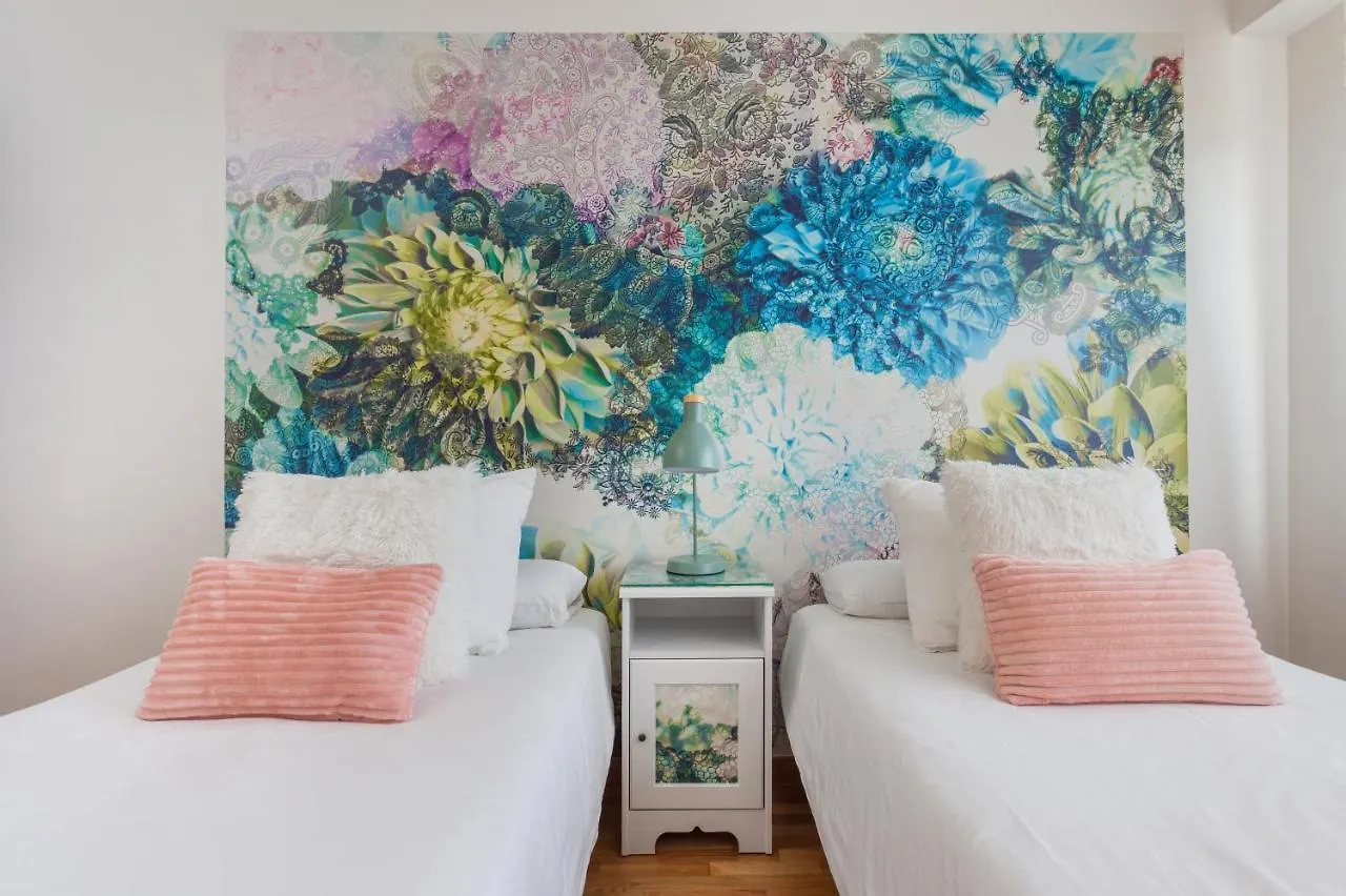 Art House Fira Apartments