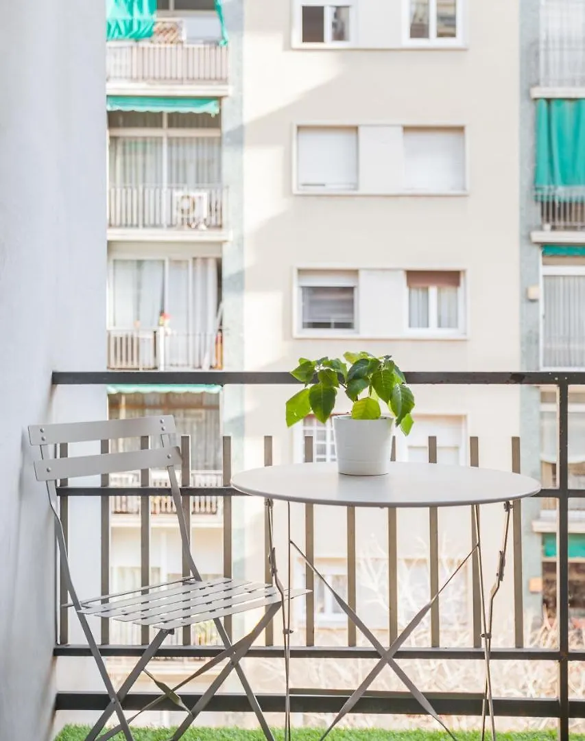 Art House Fira Apartments Spain