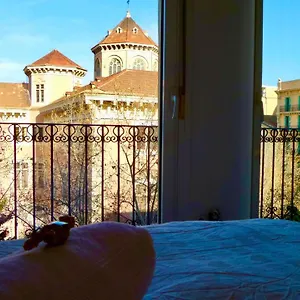 Enric Granados 17 Apartment