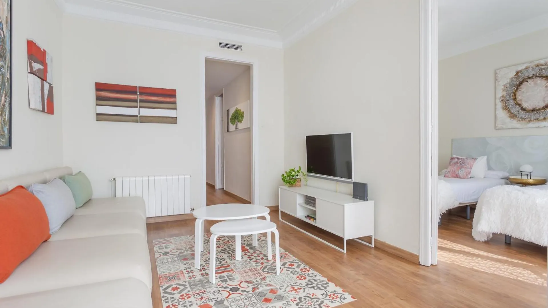 Art House Fira Apartments Barcelona 0*,  Spanien