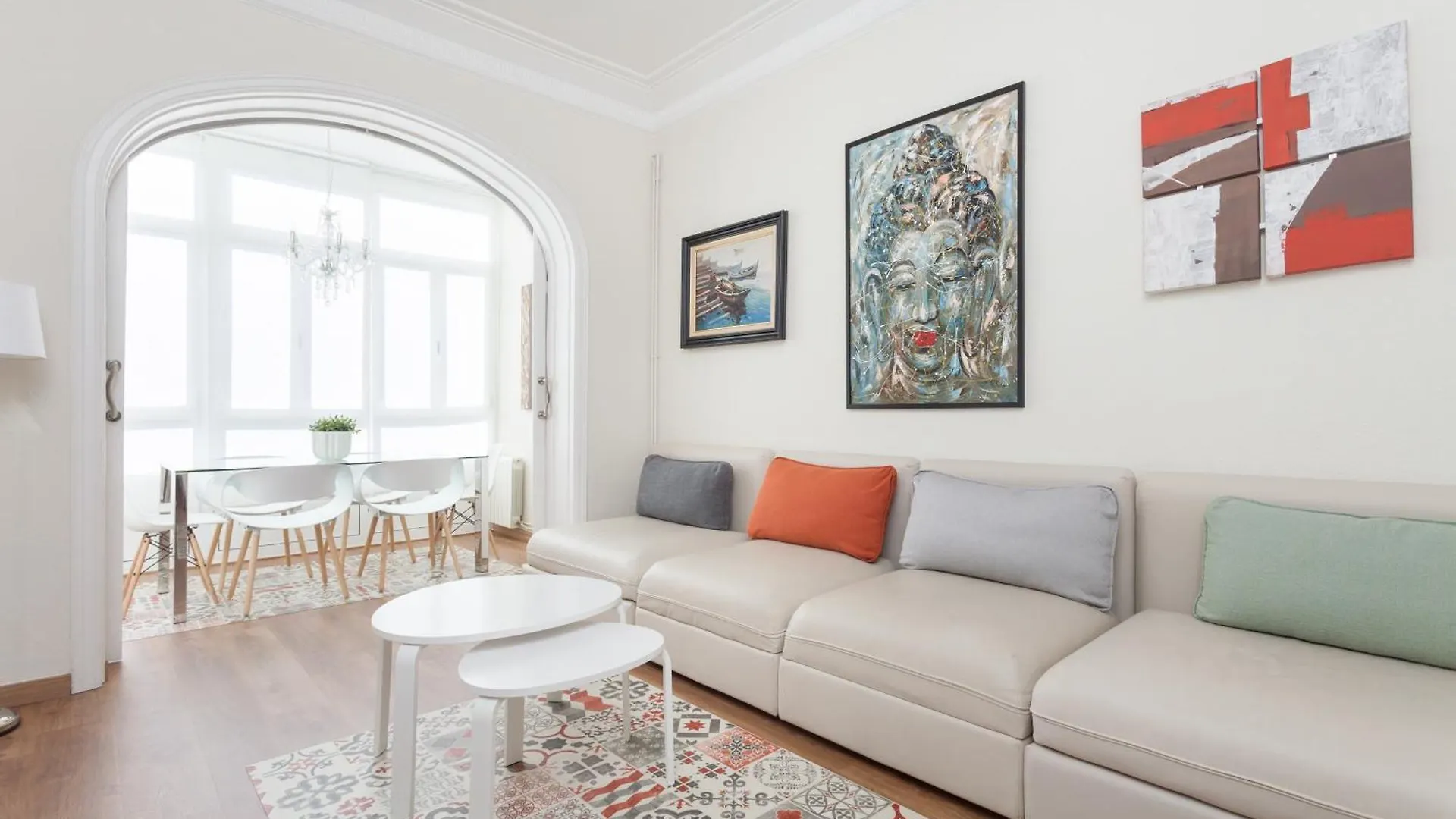 Art House Fira Apartments