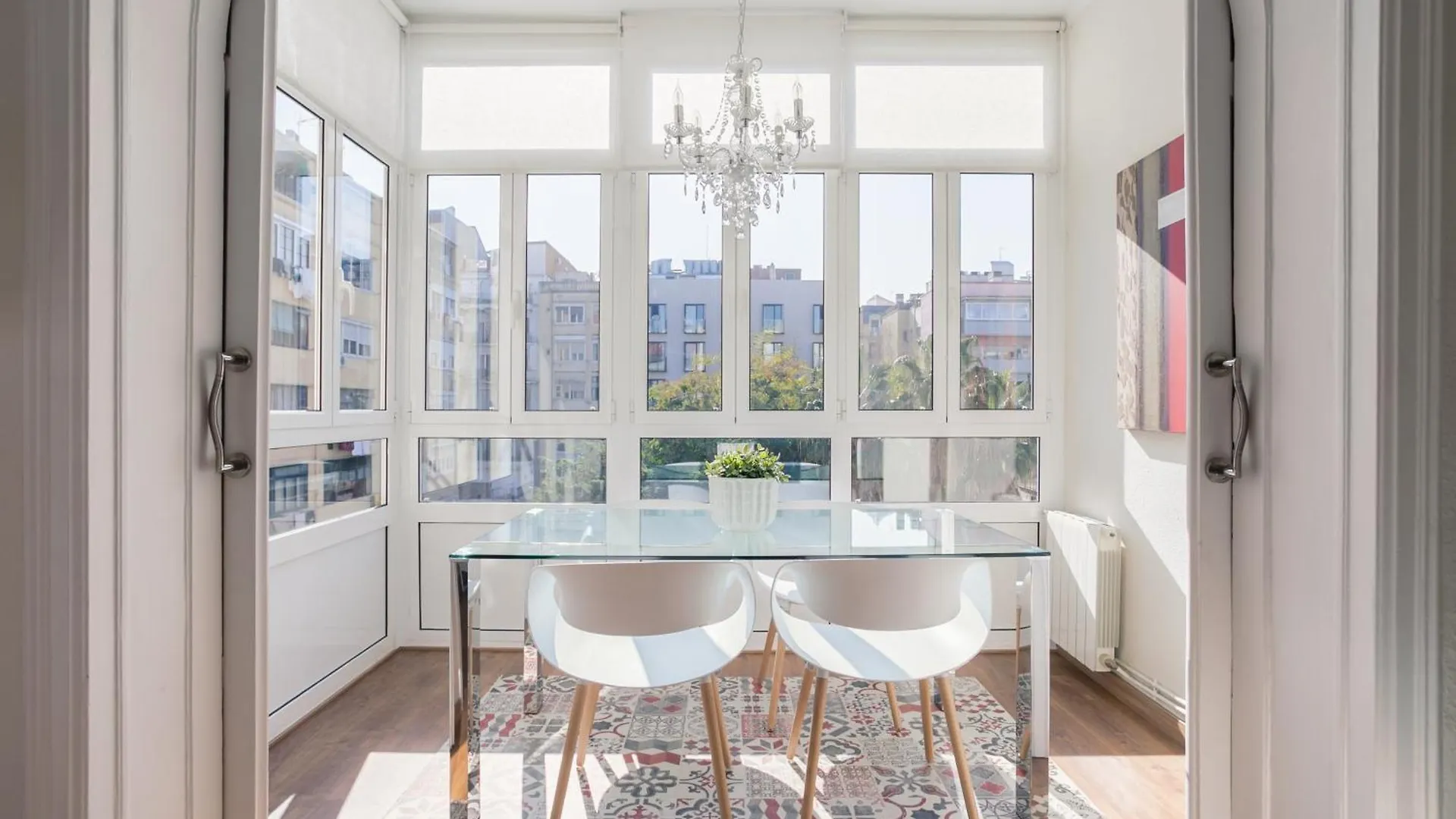 Art House Fira Apartments  Barcelona
