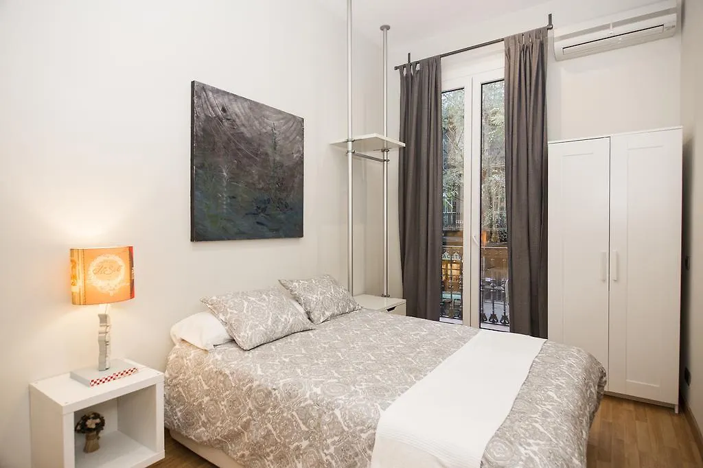 Art House Fira Apartments Barcelona