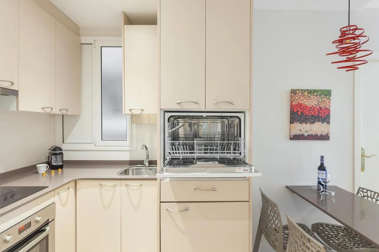 Art House Fira Apartments