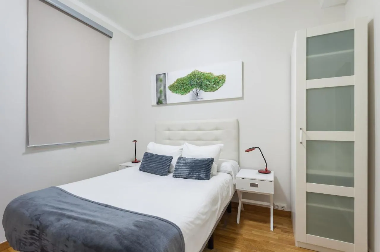 Art House Fira Apartments Barcelona